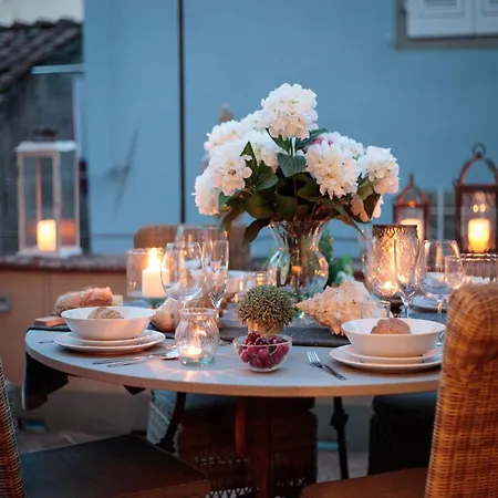 Apartment In A Historic Palazzo Lucca