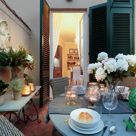 In A Historic Palazzo Lucca