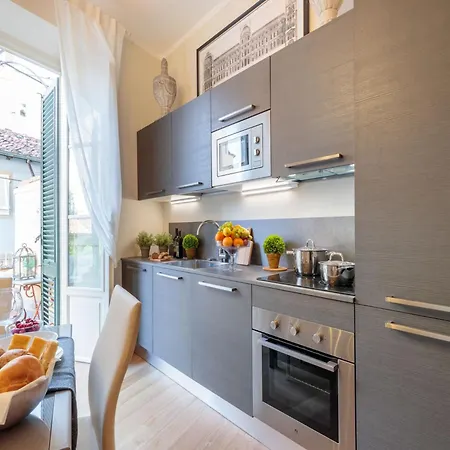 Apartment In A Historic Palazzo *